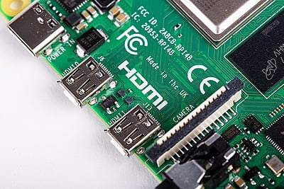 Raspberry Pi 4 Model B (1 GB)