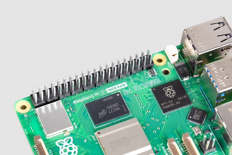 Raspberry Pi 5 (16GB) Raspberry Pi 5 (16GB)